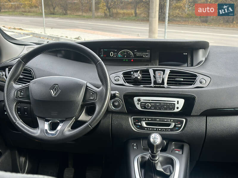Минивэн Renault Grand Scenic 2013 в Луцке