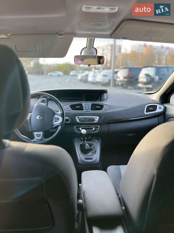 Минивэн Renault Grand Scenic 2013 в Черновцах фото 6 Минивэн Renault Grand Scenic 2013 в Черновцах