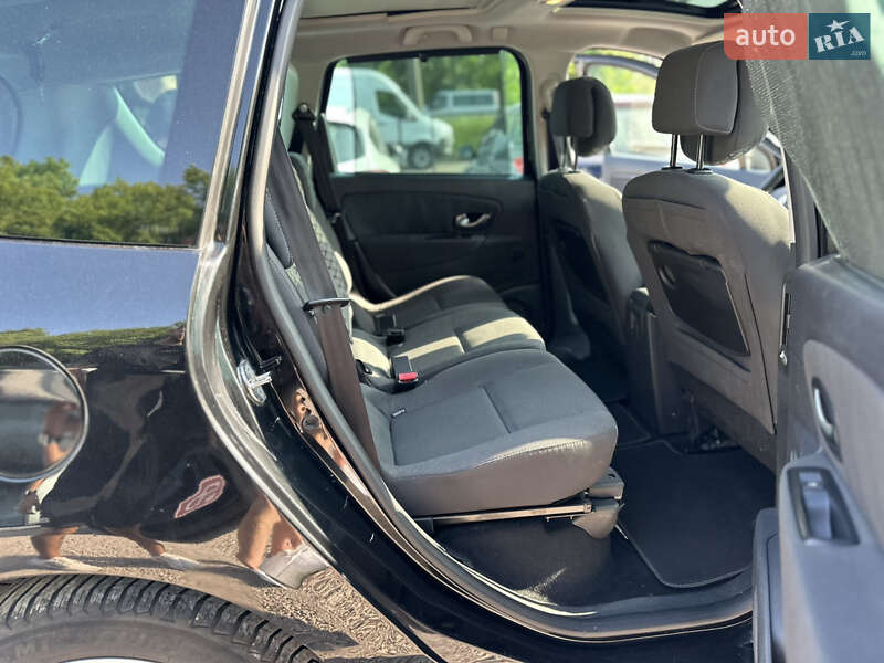 Минивэн Renault Grand Scenic 2011 в Ровно