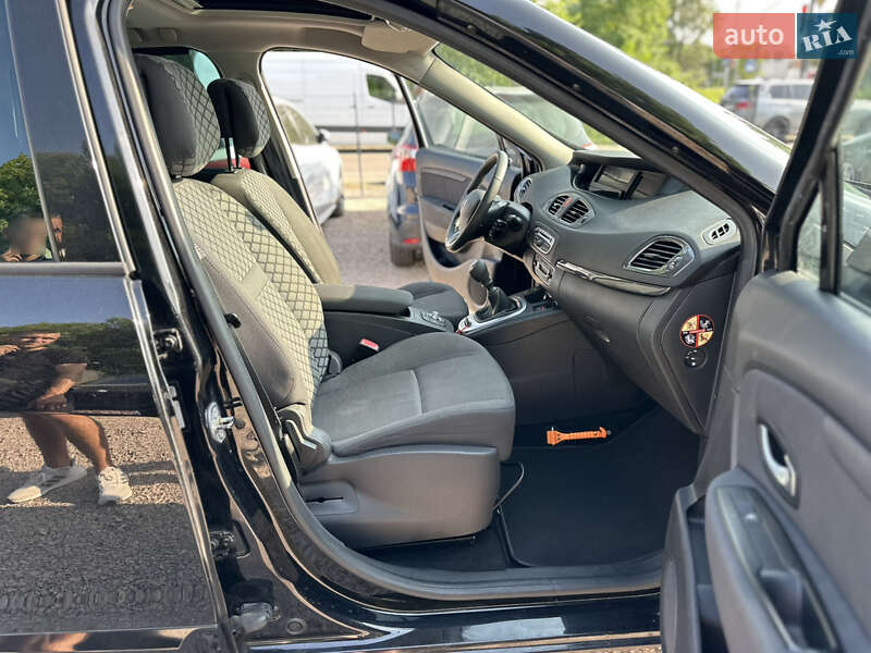 Минивэн Renault Grand Scenic 2011 в Ровно