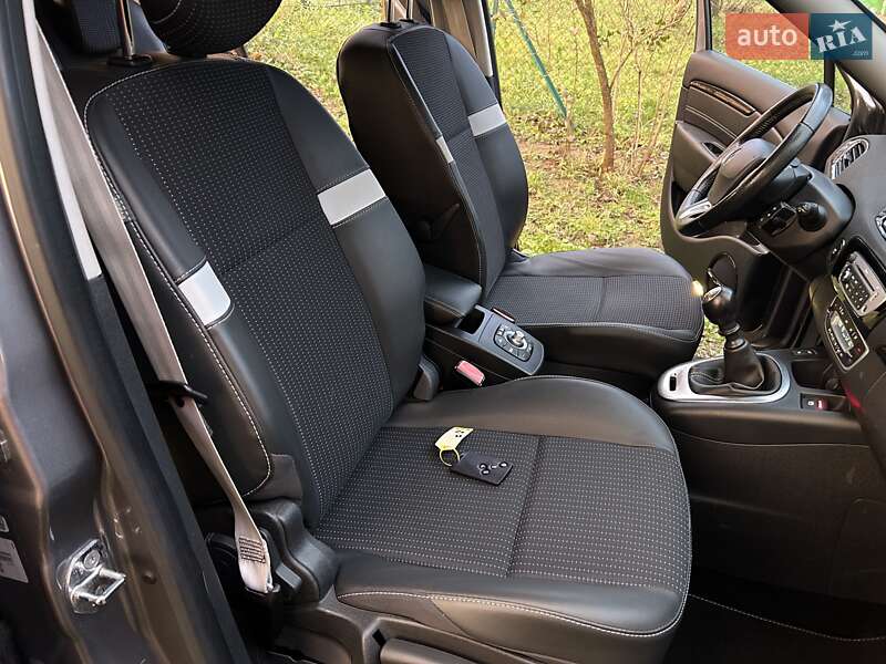 Минивэн Renault Grand Scenic 2013 в Калуше фото 49 Минивэн Renault Grand Scenic 2013 в Калуше