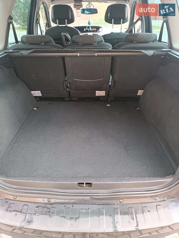 Минивэн Renault Grand Scenic 2009 в Луцке фото 5 Минивэн Renault Grand Scenic 2009 в Луцке