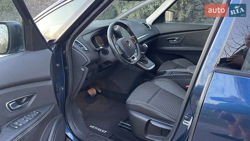 Минивэн Renault Grand Scenic 2017 в Киеве
