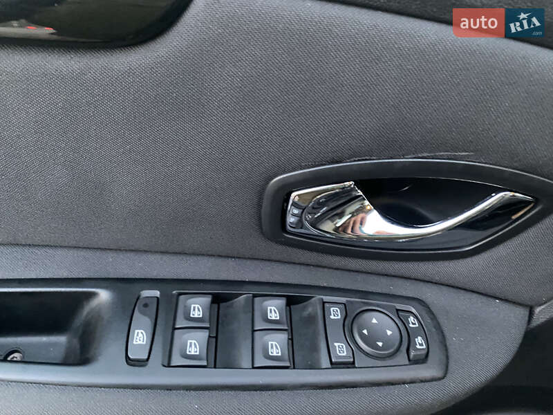 Мінівен Renault Grand Scenic 2012 в Луцьку