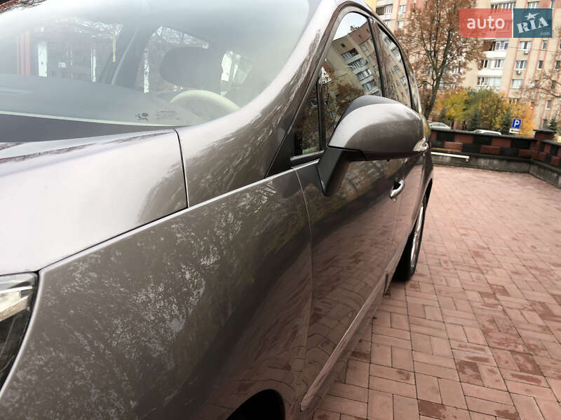 Минивэн Renault Grand Scenic 2012 в Ровно фото 22 Минивэн Renault Grand Scenic 2012 в Ровно