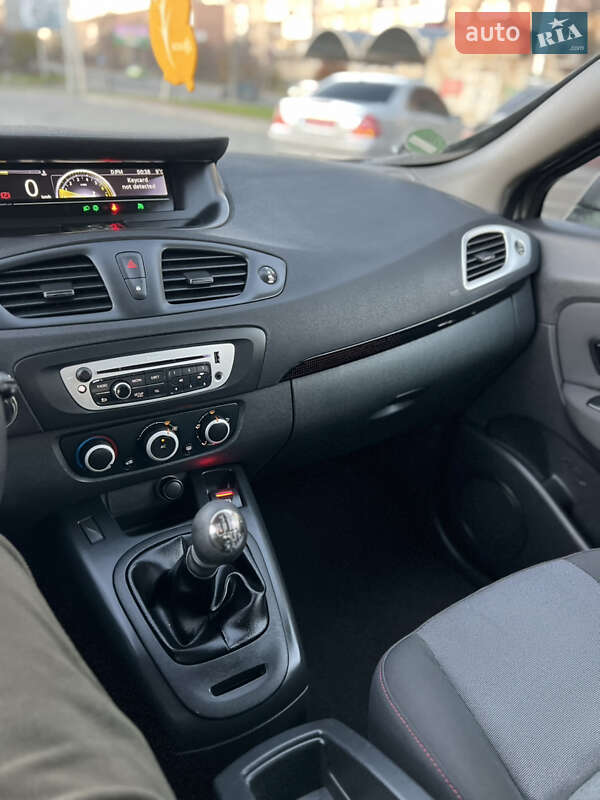 Минивэн Renault Grand Scenic 2012 в Луцке