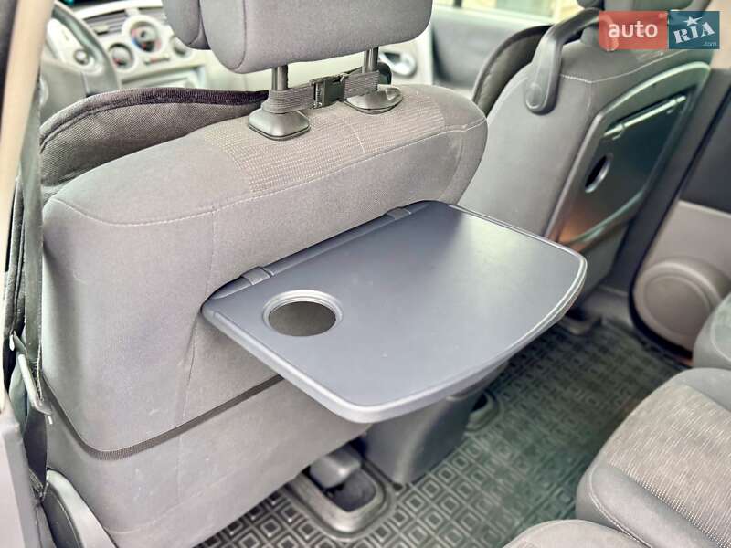 Мінівен Renault Grand Scenic 2007 в Одесі фото 44 Мінівен Renault Grand Scenic 2007 в Одесі