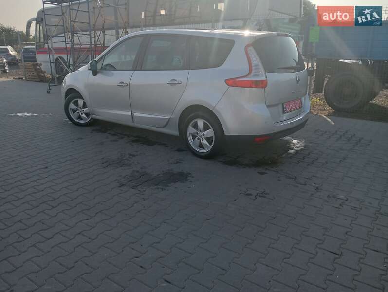 Минивэн Renault Grand Scenic 2009 в Нововолынске