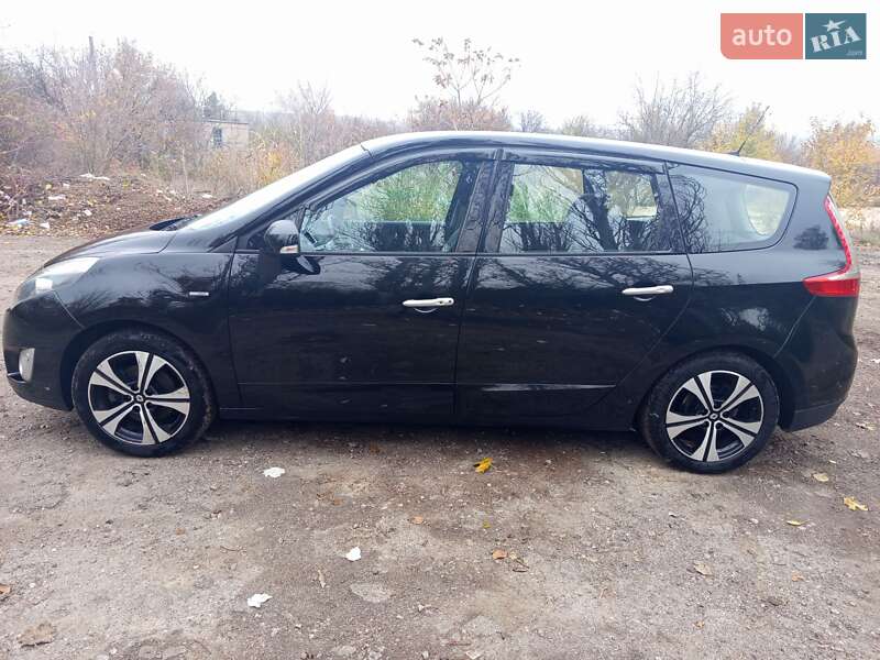 Минивэн Renault Grand Scenic 2011 в Запорожье