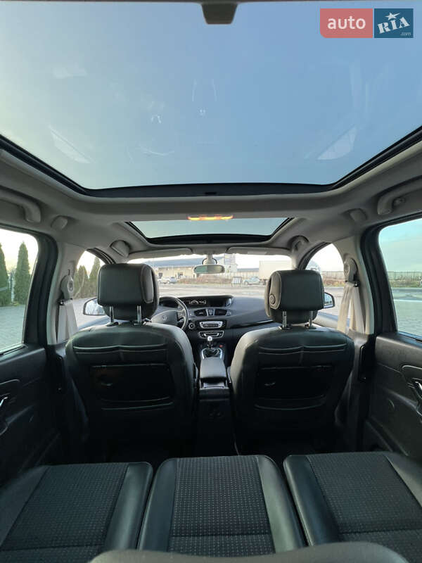 Минивэн Renault Grand Scenic 2013 в Ровно