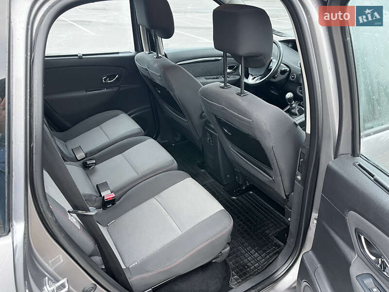 Мінівен Renault Grand Scenic 2013 в Івано-Франківську