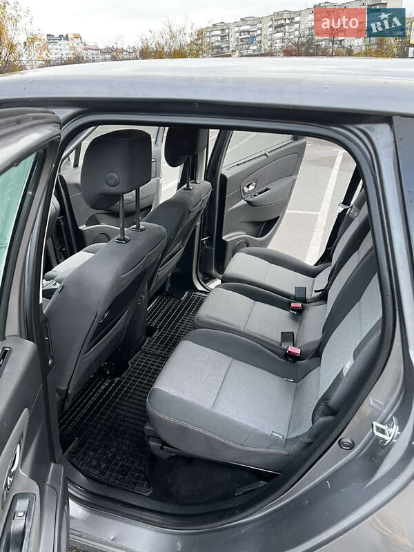 Мінівен Renault Grand Scenic 2013 в Івано-Франківську