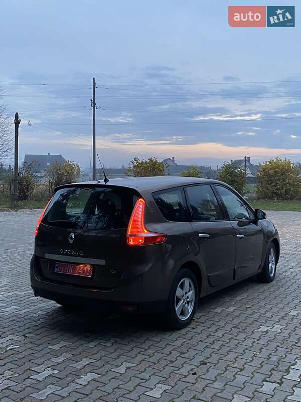 Мінівен Renault Grand Scenic 2010 в Луцьку