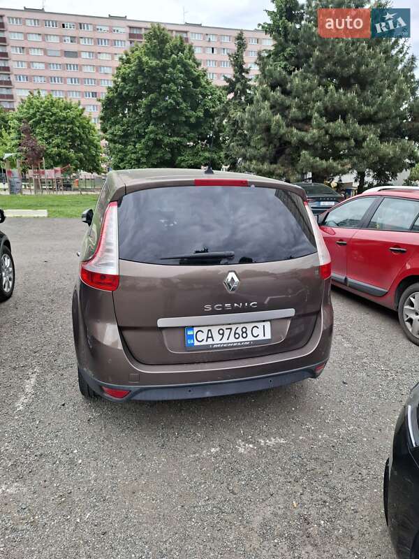Минивэн Renault Grand Scenic 2009 в Ватутино