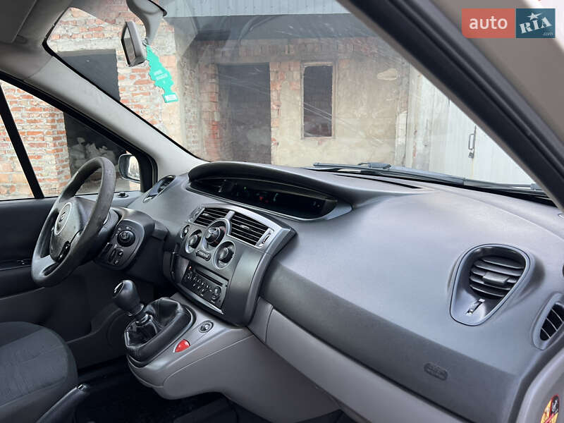 Минивэн Renault Grand Scenic 2007 в Дрогобыче фото 31 Минивэн Renault Grand Scenic 2007 в Дрогобыче