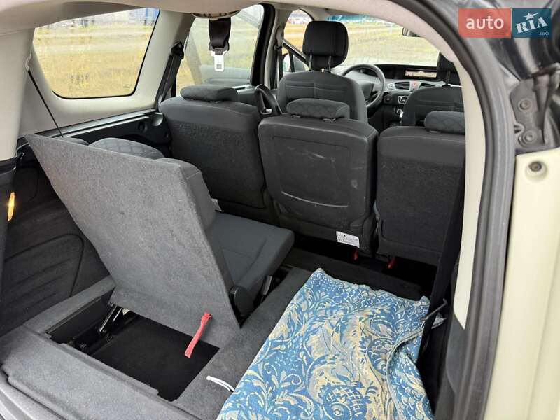 Мінівен Renault Grand Scenic 2010 в Львові фото 2 Мінівен Renault Grand Scenic 2010 в Львові