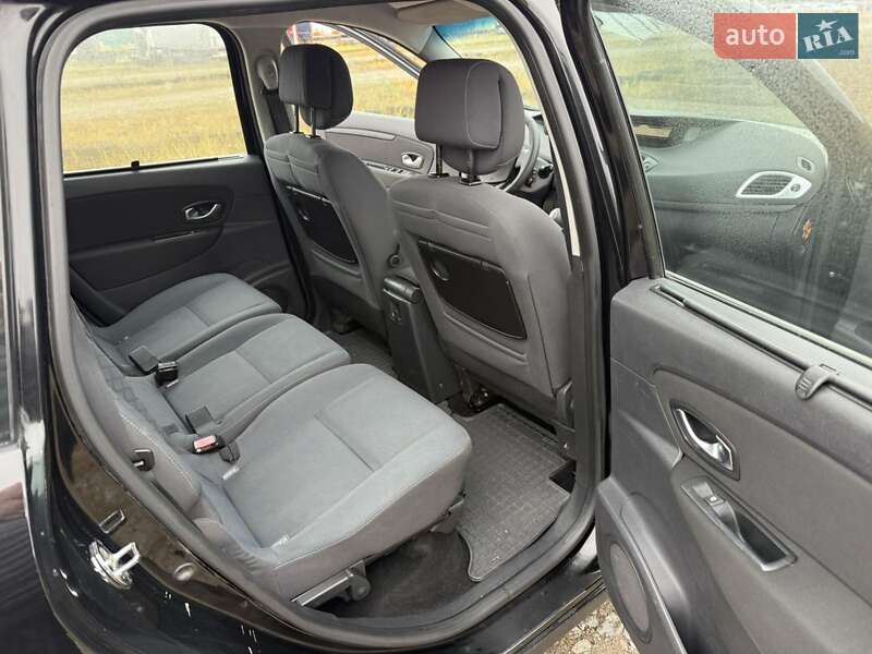 Мінівен Renault Grand Scenic 2010 в Львові фото 11 Мінівен Renault Grand Scenic 2010 в Львові