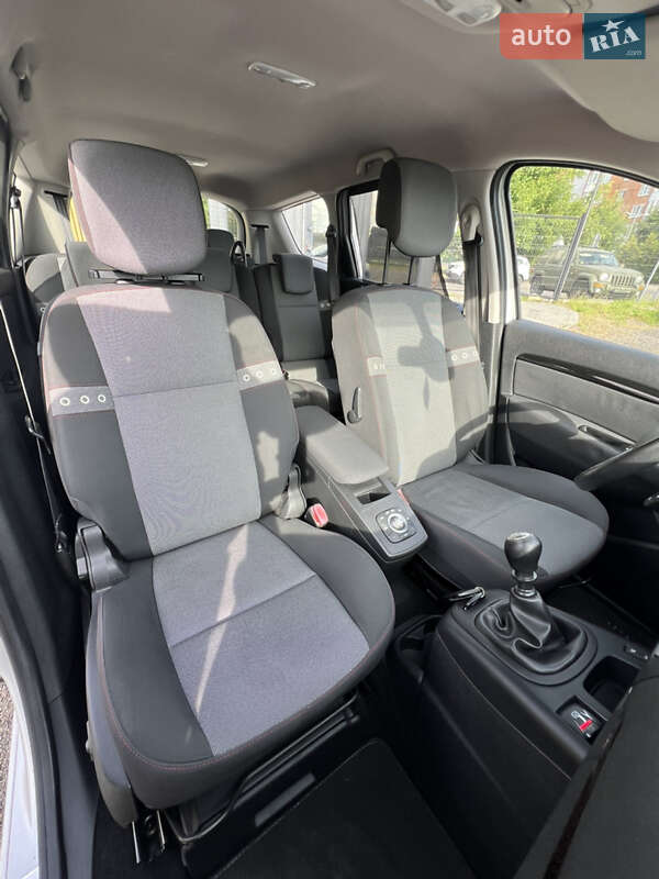 Минивэн Renault Grand Scenic 2013 в Луцке