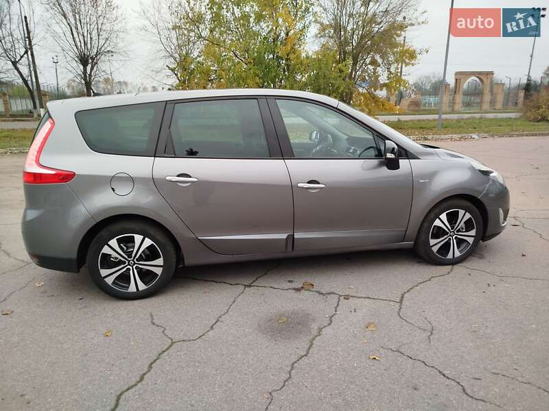 Мінівен Renault Grand Scenic 2011 в Конотопі