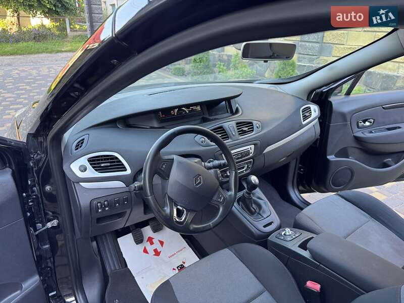 Минивэн Renault Grand Scenic 2014 в Горохове