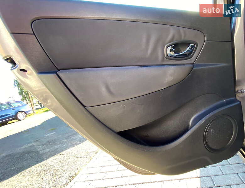 Минивэн Renault Grand Scenic 2013 в Ровно