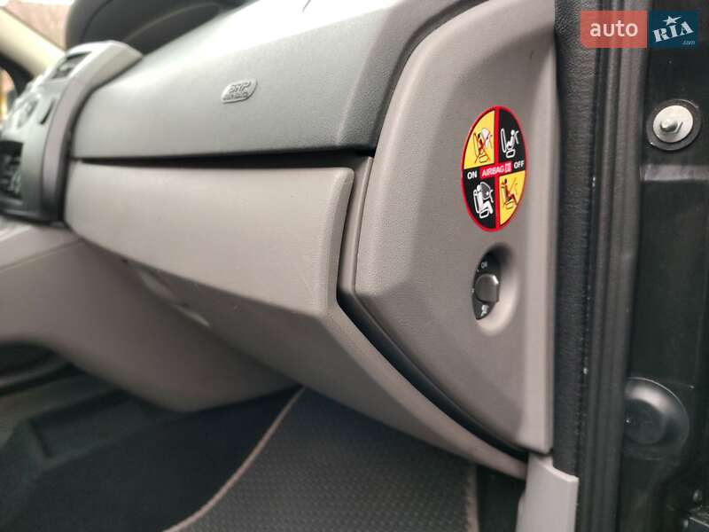 Минивэн Renault Grand Scenic 2007 в Бориславе фото 99 Минивэн Renault Grand Scenic 2007 в Бориславе