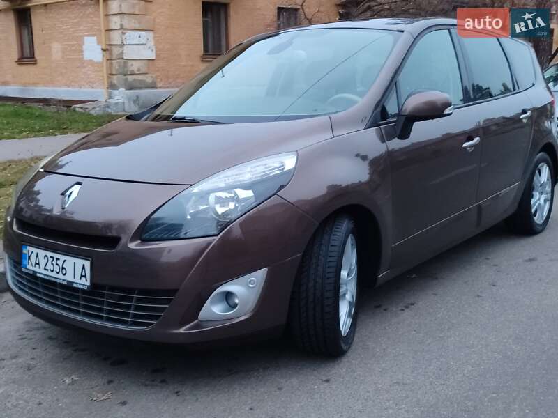 Минивэн Renault Grand Scenic 2010 в Киеве