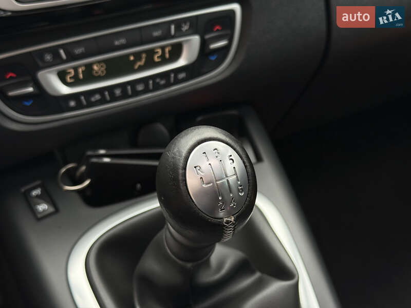 Мінівен Renault Grand Scenic 2014 в Стрию