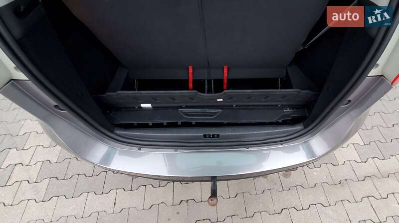 Минивэн Renault Grand Scenic 2015 в Львове фото 41 Минивэн Renault Grand Scenic 2015 в Львове