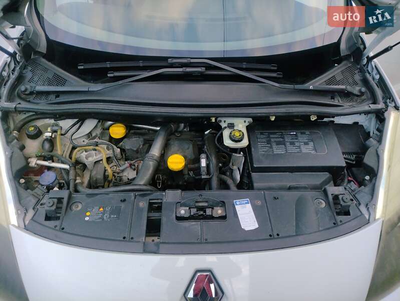 Минивэн Renault Grand Scenic 2009 в Тернополе фото 35 Минивэн Renault Grand Scenic 2009 в Тернополе