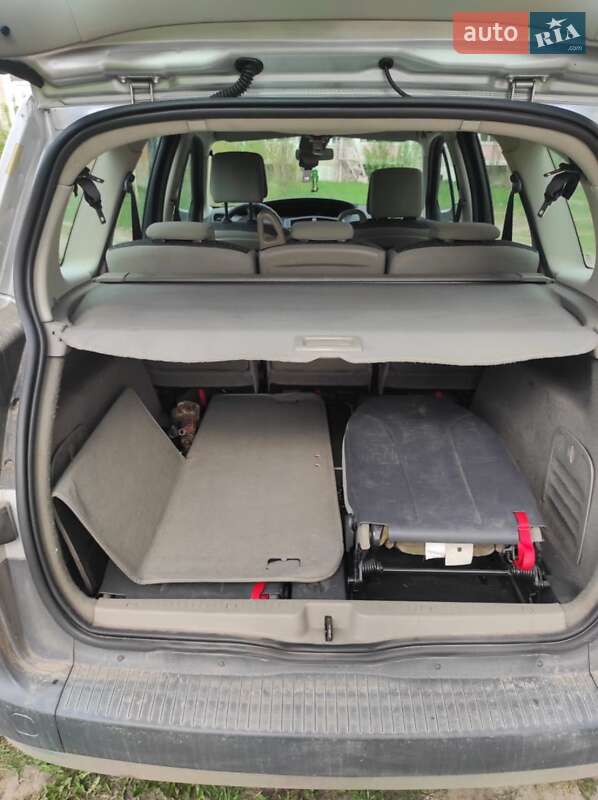 Минивэн Renault Grand Scenic 2005 в Шостке