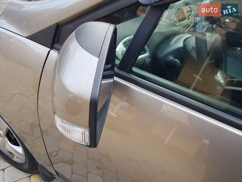 Минивэн Renault Grand Scenic 2010 в Виннице фото 36 Минивэн Renault Grand Scenic 2010 в Виннице