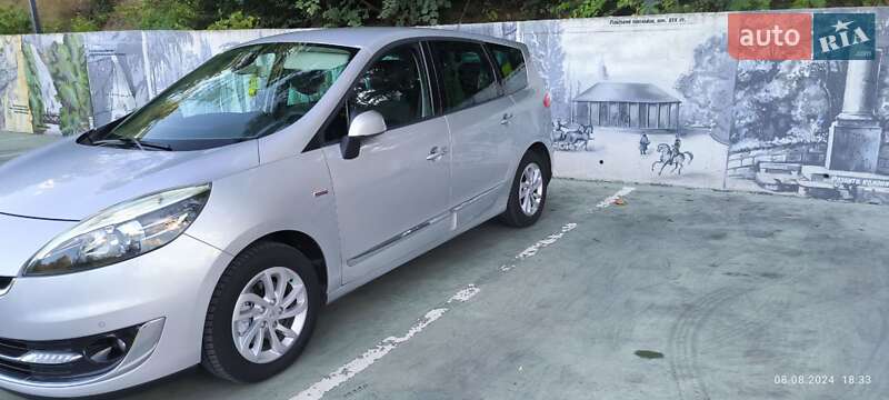 Renault Grand Scenic 2012 Renault Grand Scenic 2012