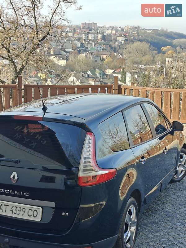 Мінівен Renault Grand Scenic 2011 в Чорткові фото 40 Мінівен Renault Grand Scenic 2011 в Чорткові