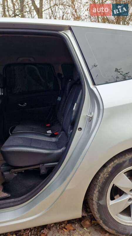 Минивэн Renault Grand Scenic 2011 в Мукачево