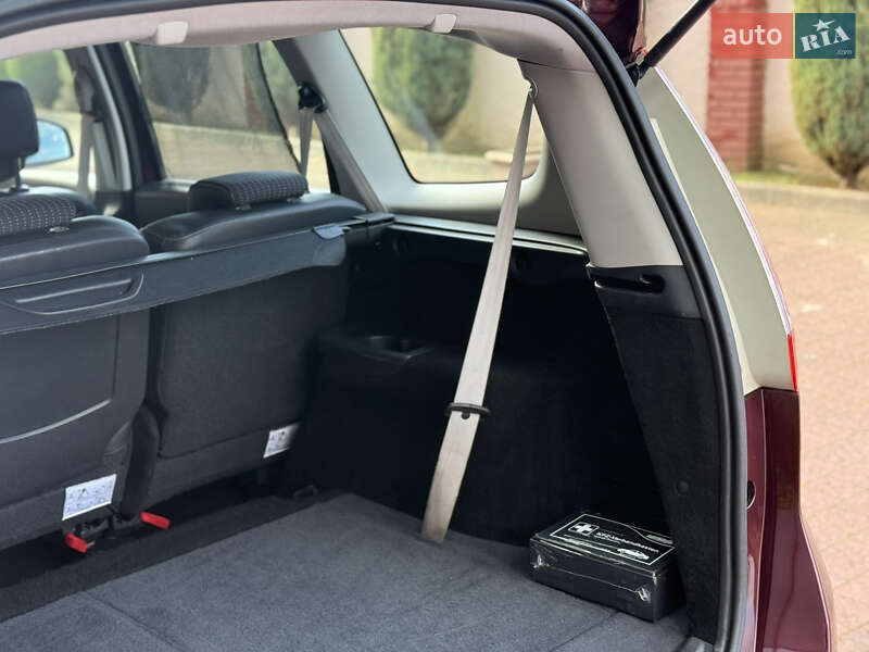 Минивэн Renault Grand Scenic 2012 в Стрые фото 58 Минивэн Renault Grand Scenic 2012 в Стрые