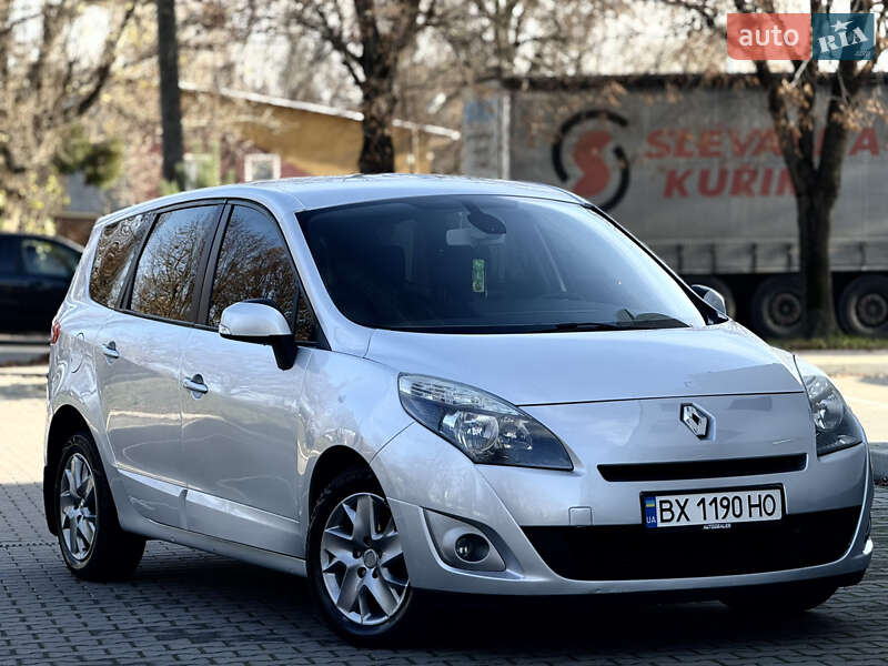Минивэн Renault Grand Scenic 2011 в Хмельницком фото Минивэн Renault Grand Scenic 2011 в Хмельницком