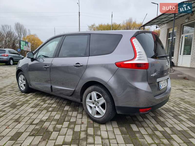 Минивэн Renault Grand Scenic 2013 в Смеле фото 9 Минивэн Renault Grand Scenic 2013 в Смеле