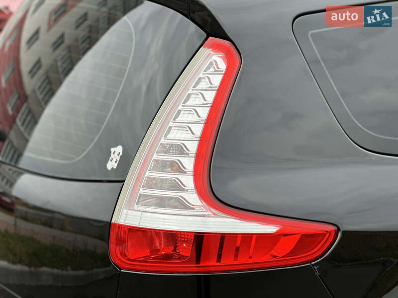 Минивэн Renault Grand Scenic 2010 в Виннице