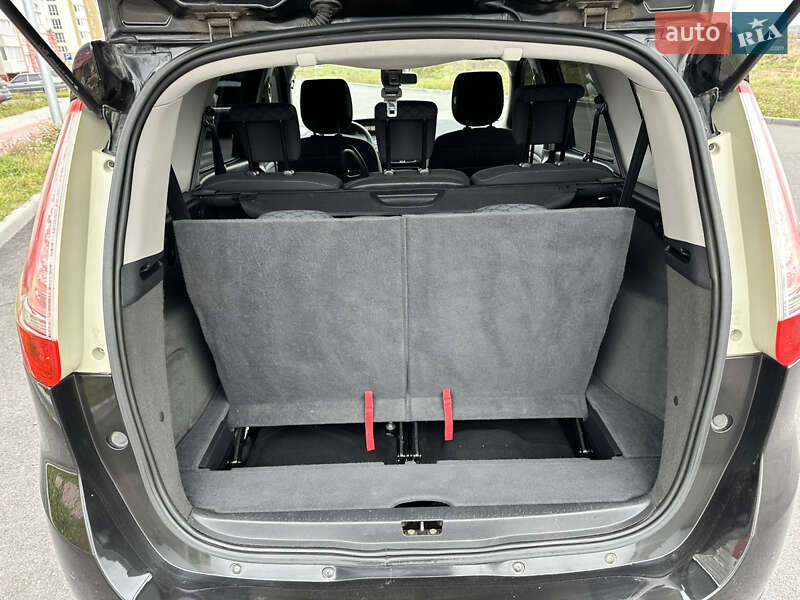 Минивэн Renault Grand Scenic 2010 в Виннице