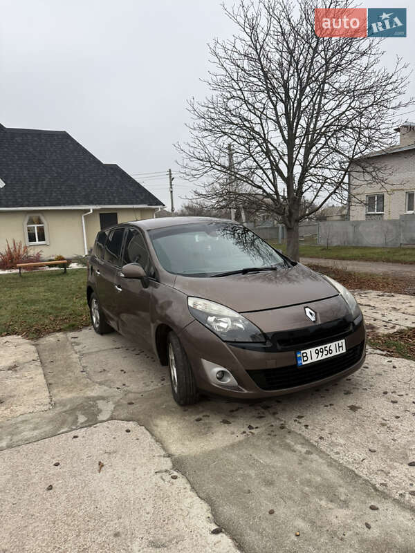 Мінівен Renault Grand Scenic 2011 в Полтаві