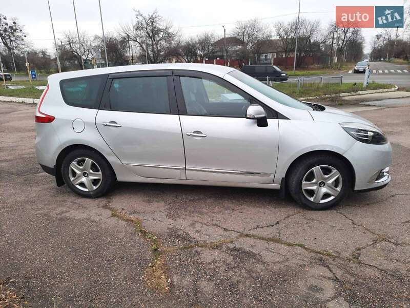 Минивэн Renault Grand Scenic 2015 в Черкассах фото 5 Минивэн Renault Grand Scenic 2015 в Черкассах