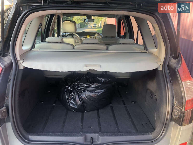 Минивэн Renault Grand Scenic 2007 в Заре