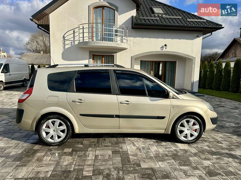 Renault Grand Scenic 2006