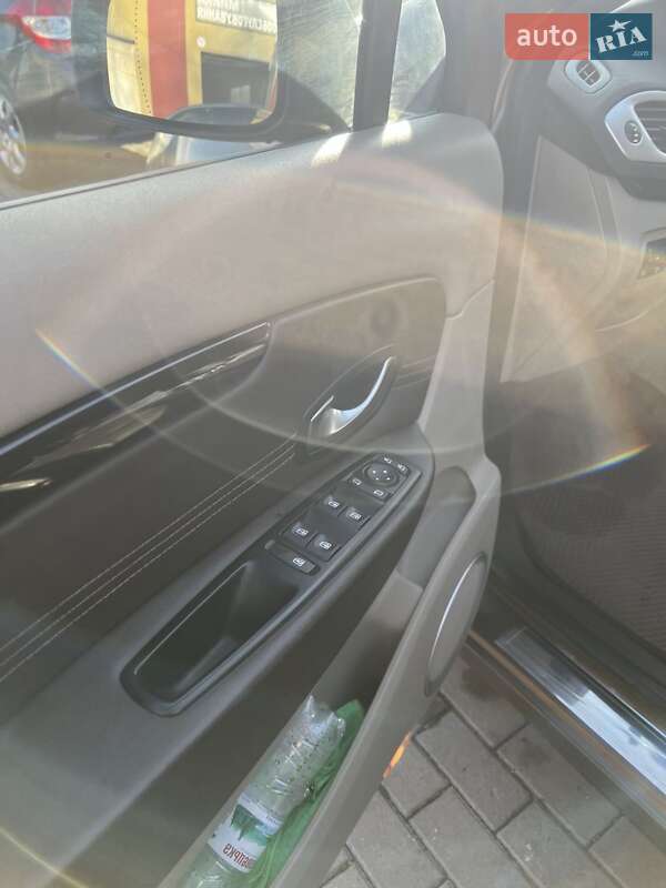 Минивэн Renault Grand Scenic 2011 в Староконстантинове