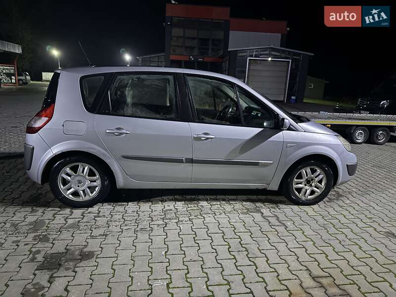 Минивэн Renault Grand Scenic 2005 в Новоселице фото Минивэн Renault Grand Scenic 2005 в Новоселице