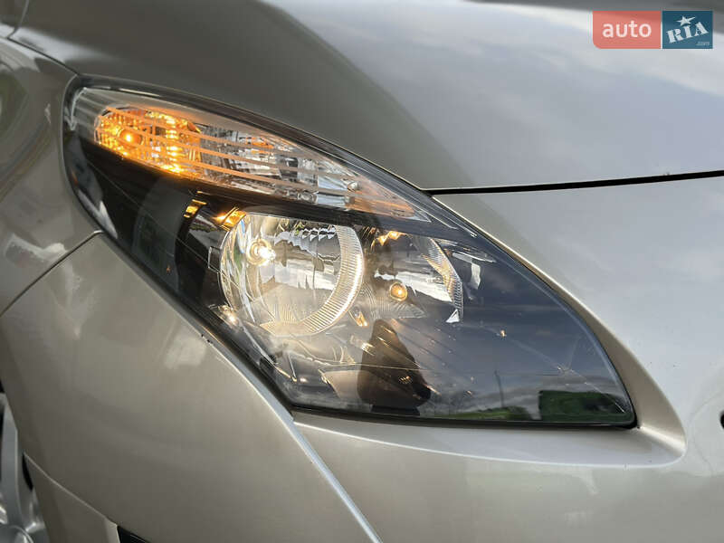 Минивэн Renault Grand Scenic 2010 в Дрогобыче