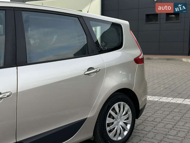 Минивэн Renault Grand Scenic 2010 в Дрогобыче