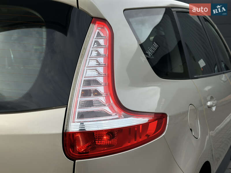 Минивэн Renault Grand Scenic 2010 в Дрогобыче