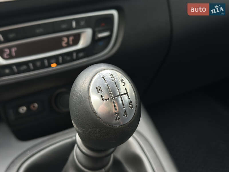 Минивэн Renault Grand Scenic 2010 в Дрогобыче